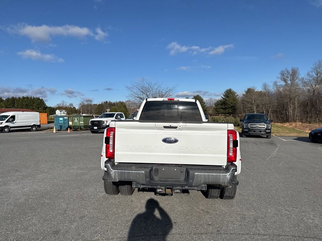 Certified 2023 Ford F450 Lariat w/ Chrome Package image 5