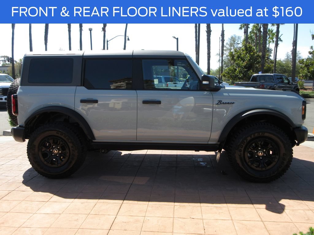 Certified 2023 Ford Bronco Wildtrak AWD/4WD image 5