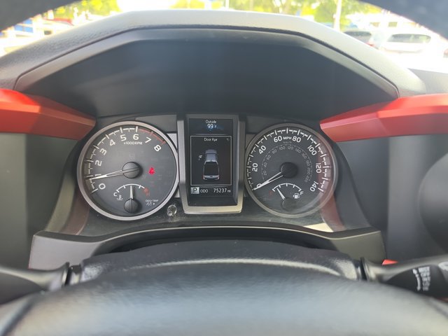 Used 2018 Toyota Tacoma TRD Sport RWD image 23