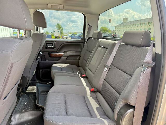 Used 2017 GMC Sierra 2500 SLE w/ Suspension Package, Off-Road AWD/4WD image 12