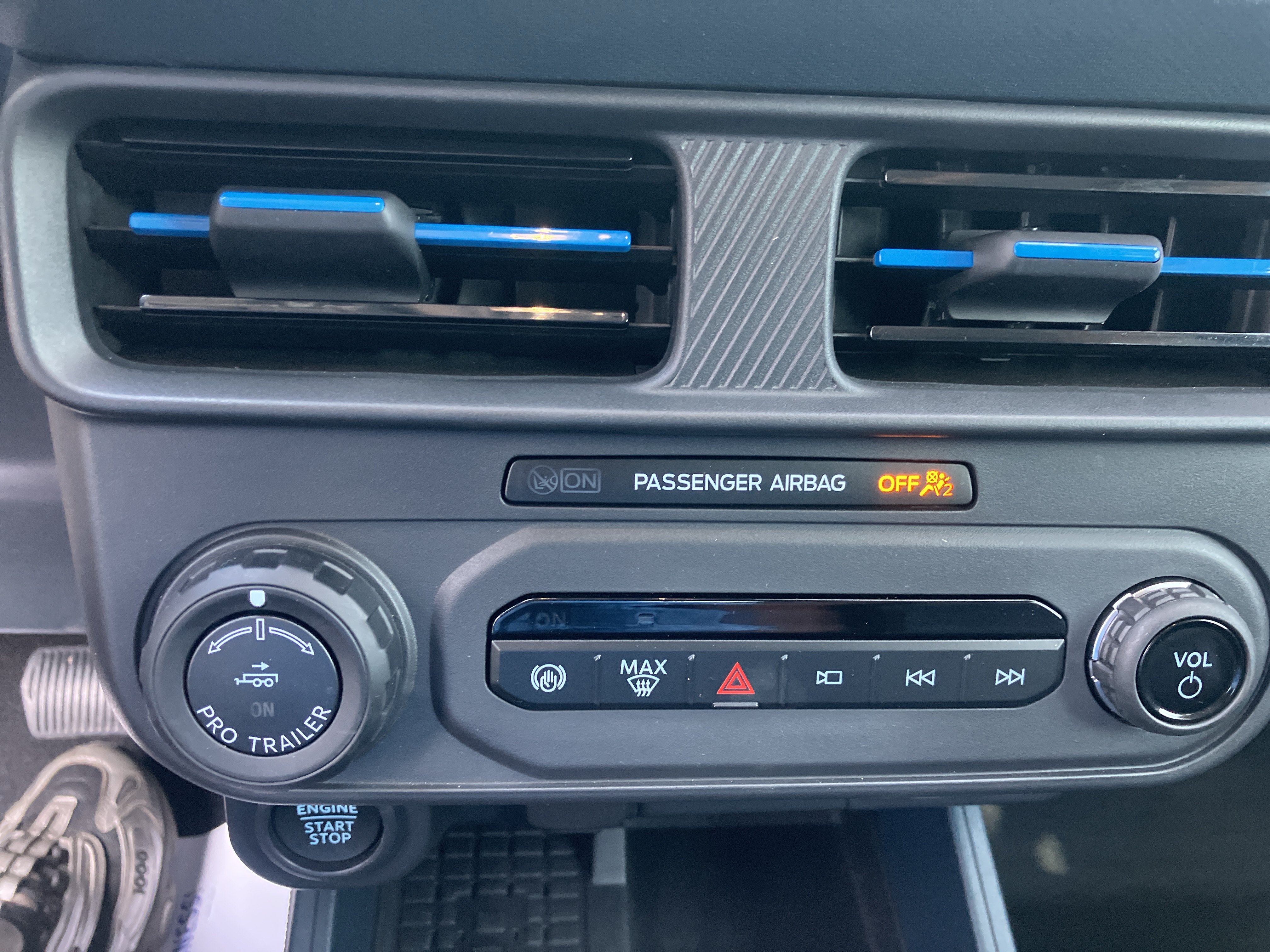 Certified 2025 Ford Maverick Lobo AWD/4WD image 27