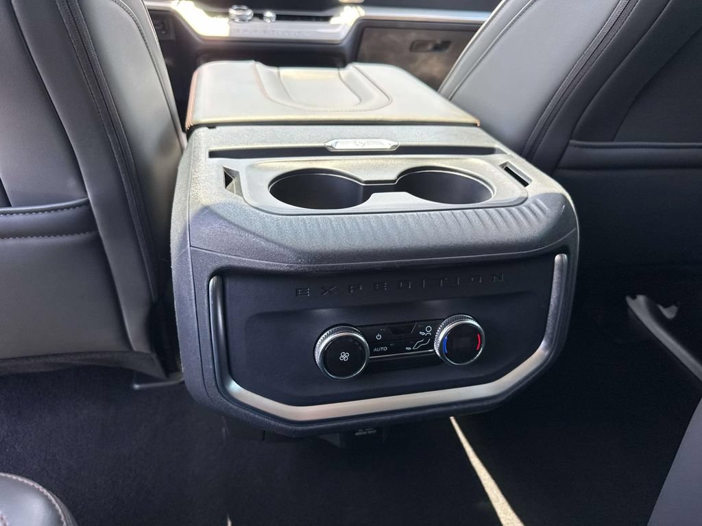 Certified 2025 Ford Expedition Active RWD image 15