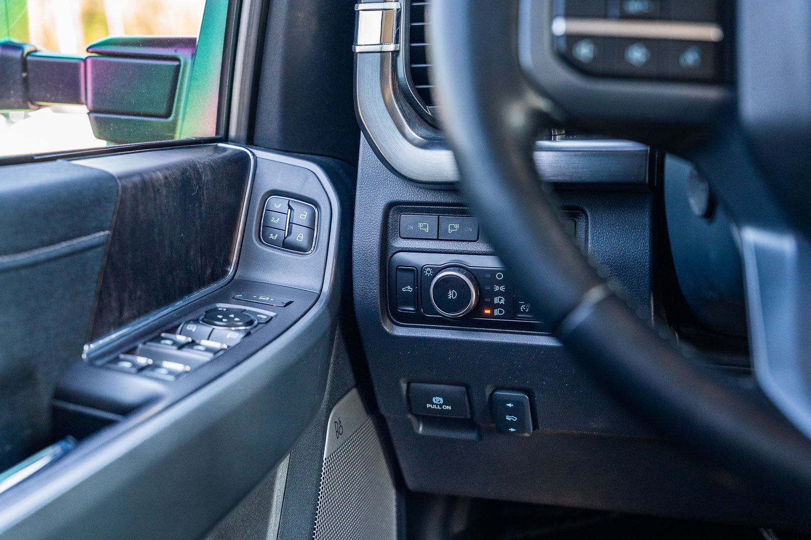 Certified 2023 Ford F250 Lariat w/ Sport Appearance Package image 25