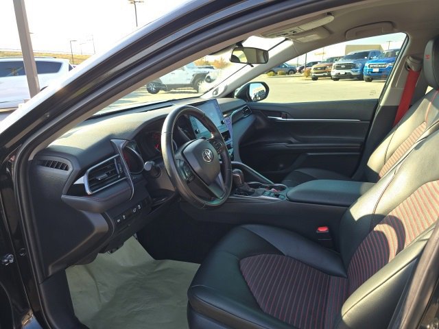 Used 2023 Toyota Camry XSE image 10