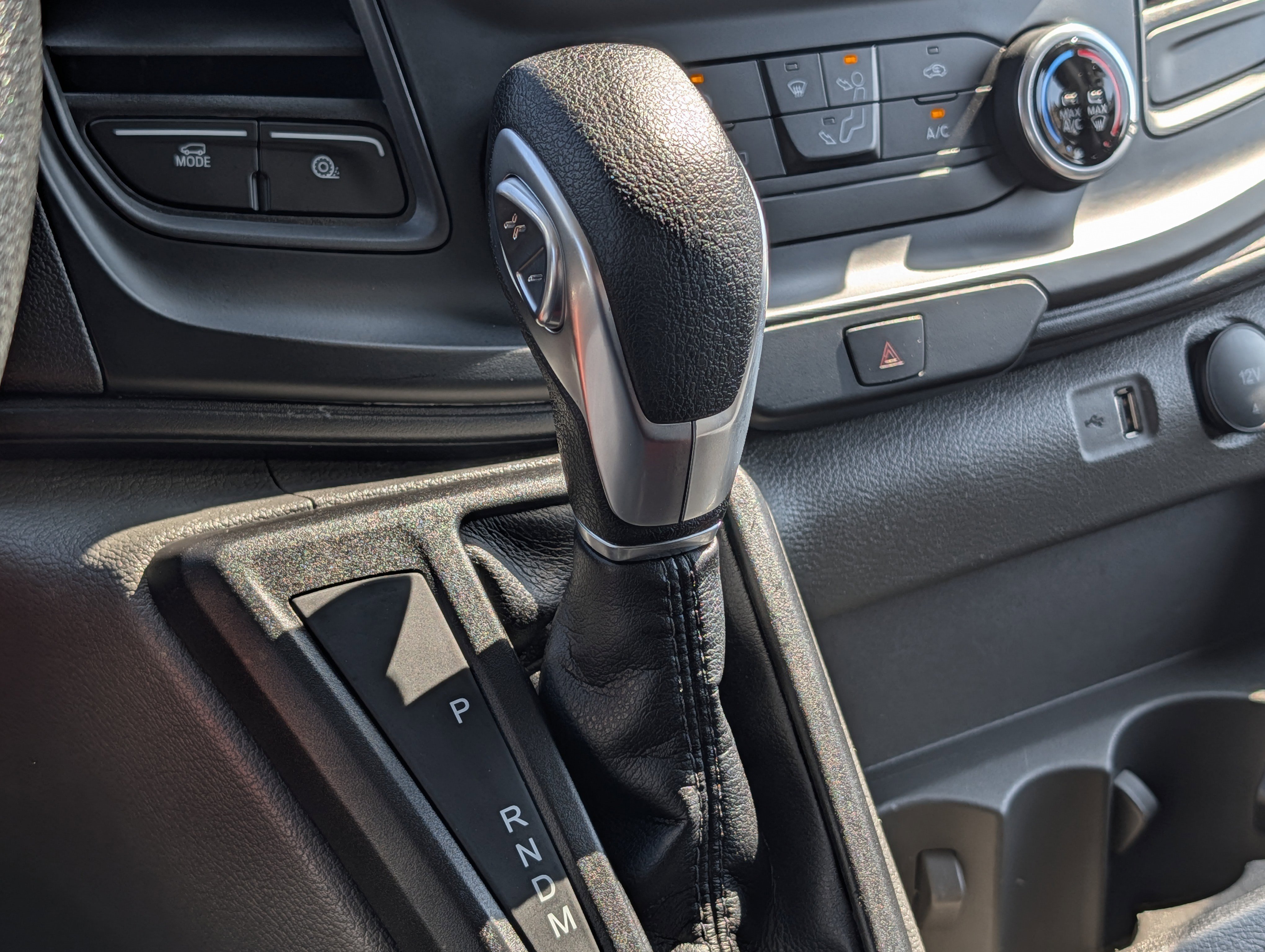 Certified 2024 Ford Transit 250 Low Roof w/ Exterior Upgrade Package image 28