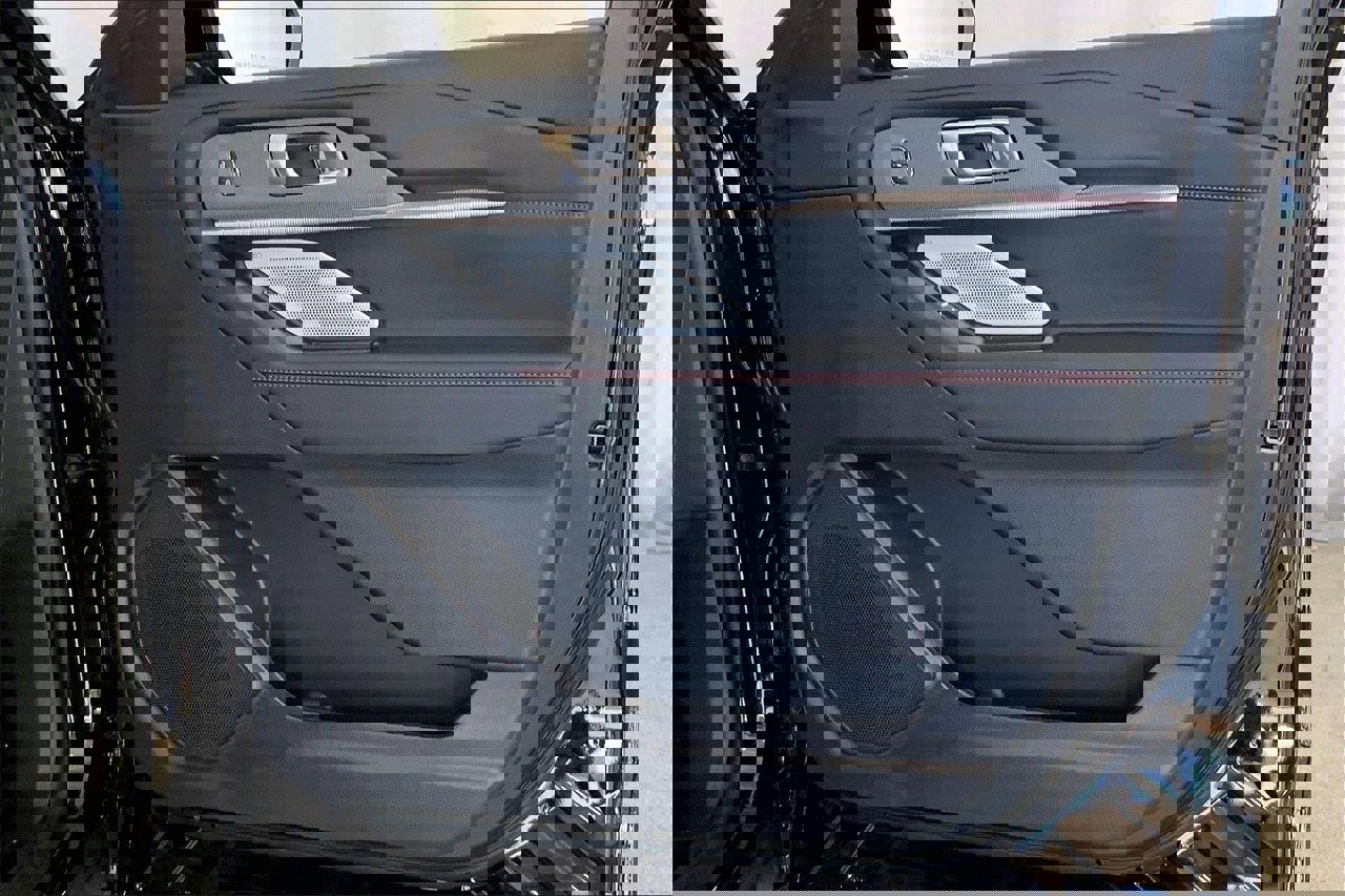 Certified 2025 Ford Explorer ST w/ Sun And Sound Package image 27