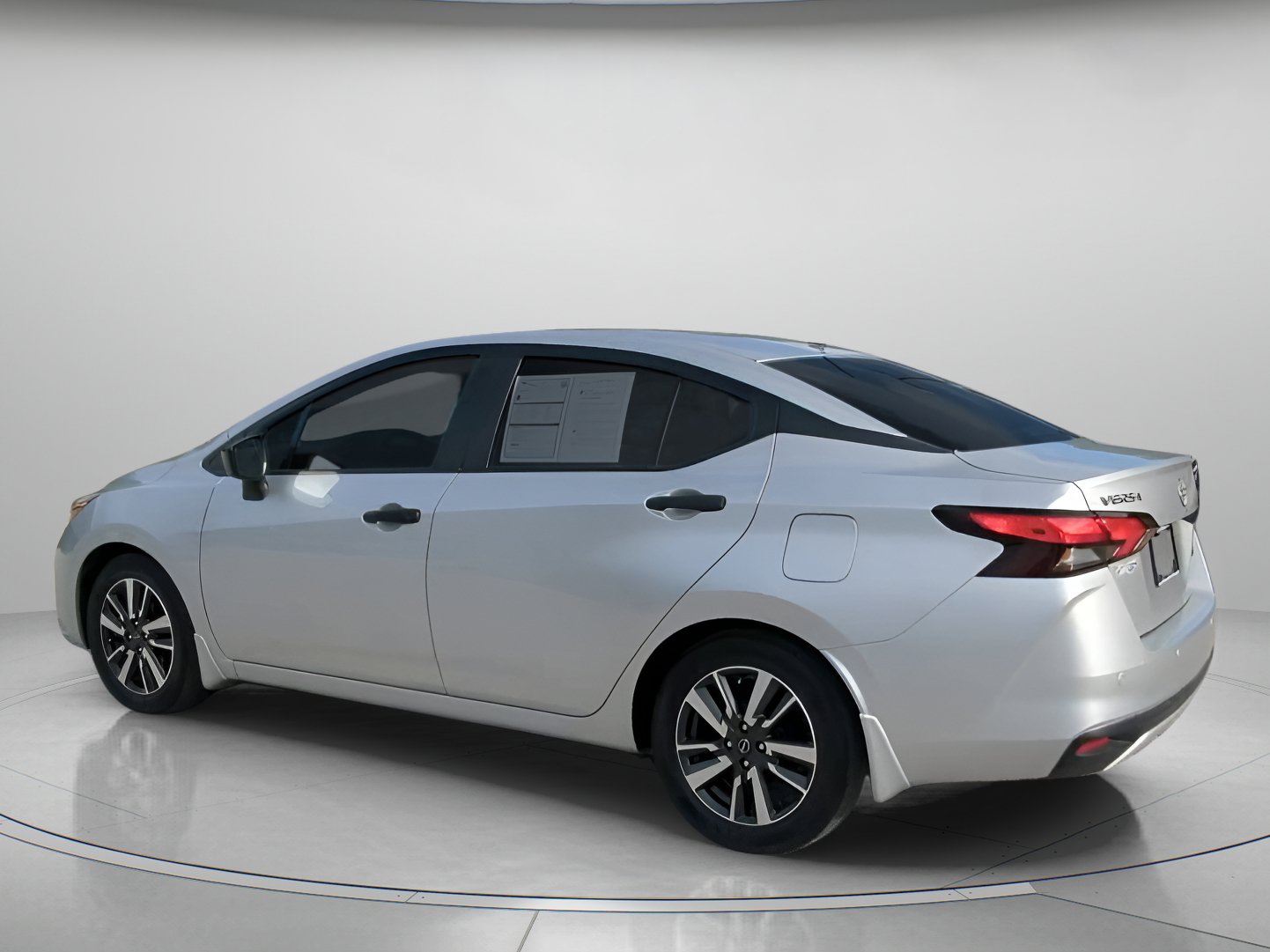 Used 2024 Nissan Versa S w/ S Plus Package FWD image 19