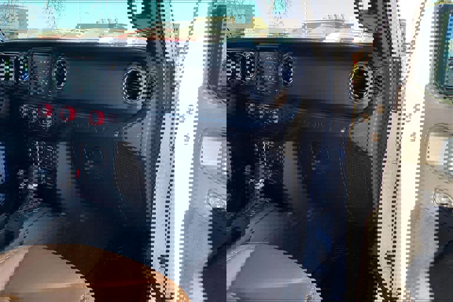 Used 2021 Jeep Wrangler Unlimited Rubicon image 18