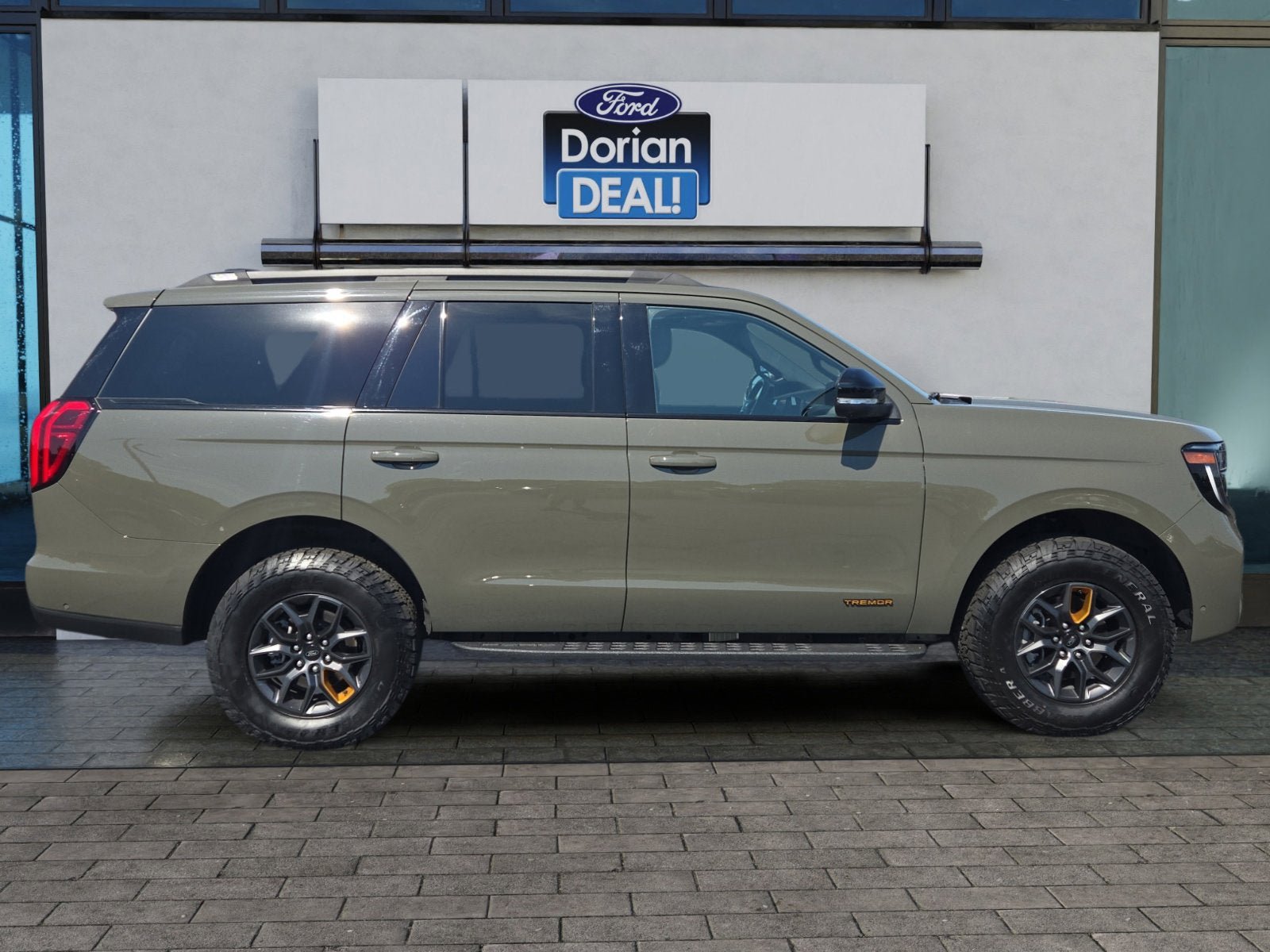 Certified 2025 Ford Expedition Tremor AWD/4WD image 2
