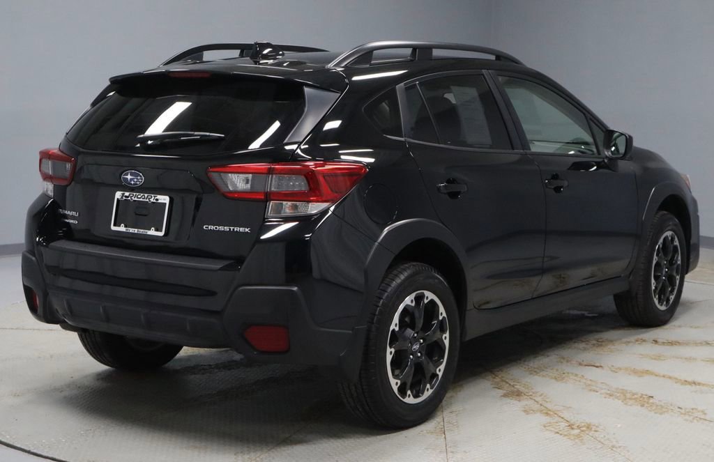 Used 2023 Subaru Crosstrek 2.0i Premium image 5