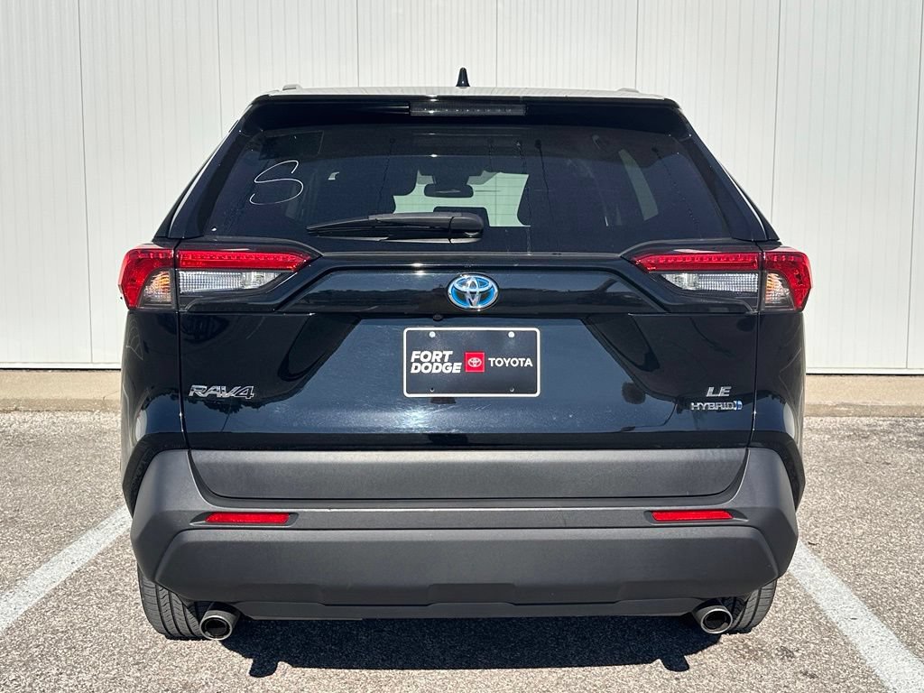 Used 2023 Toyota RAV4 LE AWD/4WD image 6