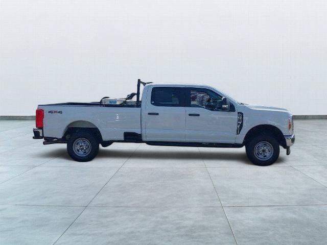 Certified 2025 Ford F250 XL w/ XL Chrome Package AWD/4WD image 8