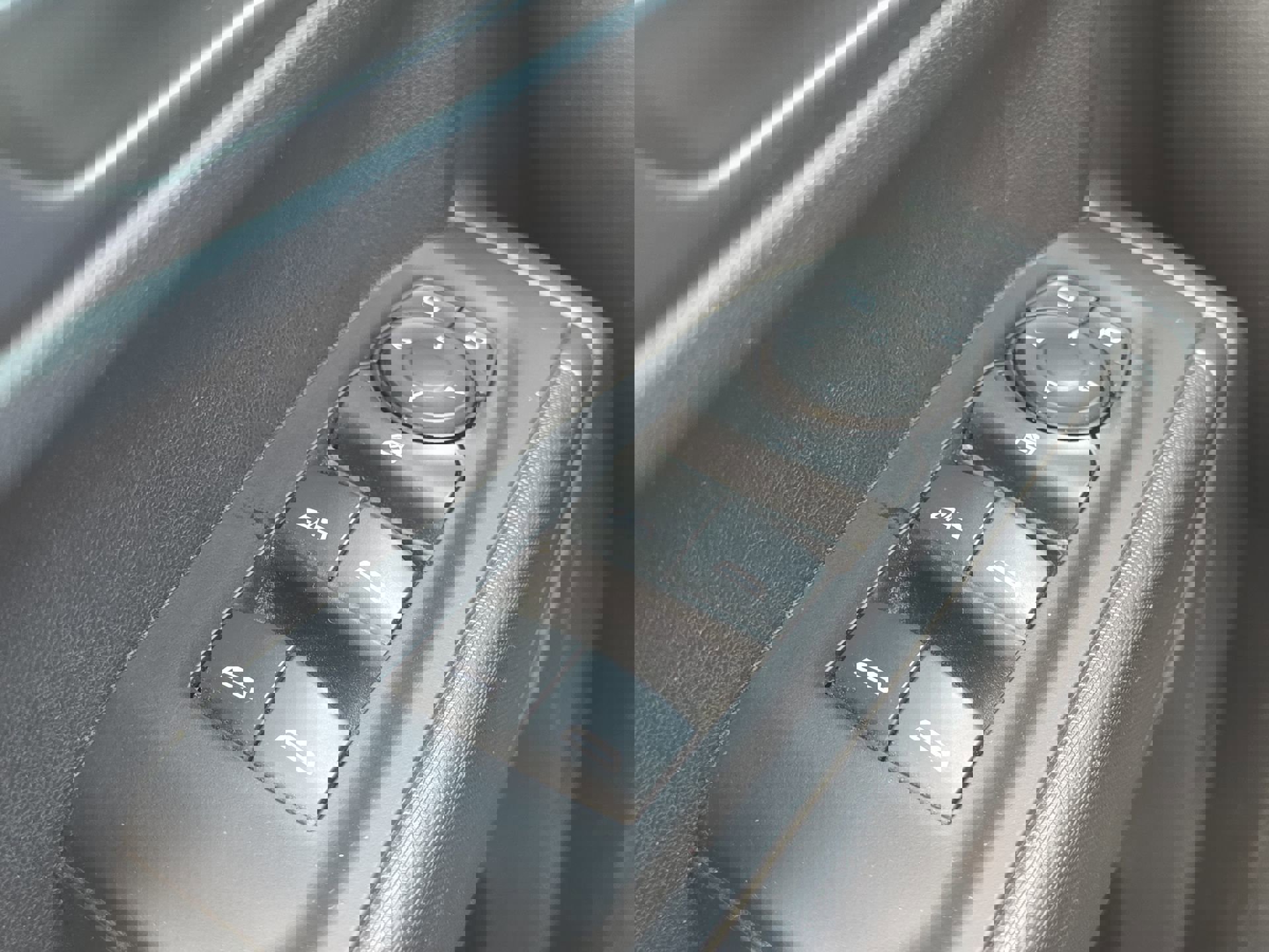 Used 2022 Chevrolet Silverado 1500 Custom image 12