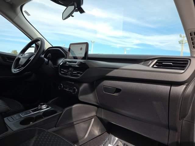 Certified 2023 Ford Escape Active AWD/4WD image 29