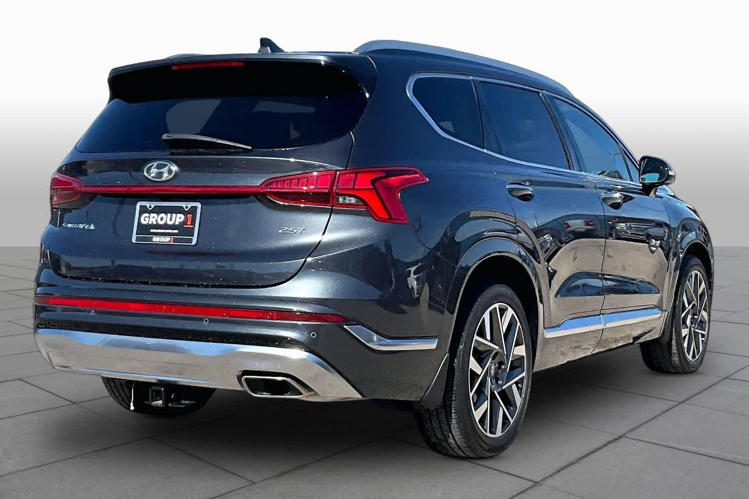 Used 2023 Hyundai Santa Fe Calligraphy FWD image 13