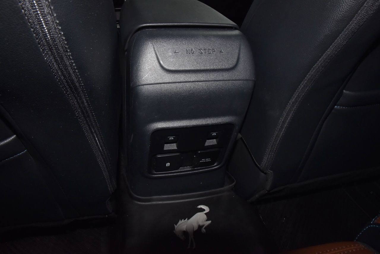 Certified 2023 Ford Bronco Outer Banks w/ Sasquatch Package AWD/4WD image 19