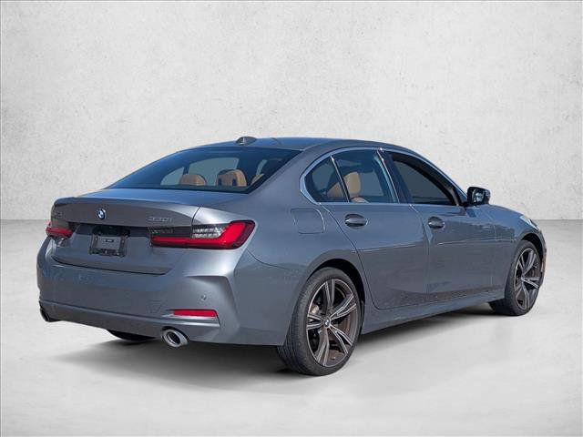 Used 2023 BMW 330i xDrive Sedan w/ Premium Package AWD/4WD image 5