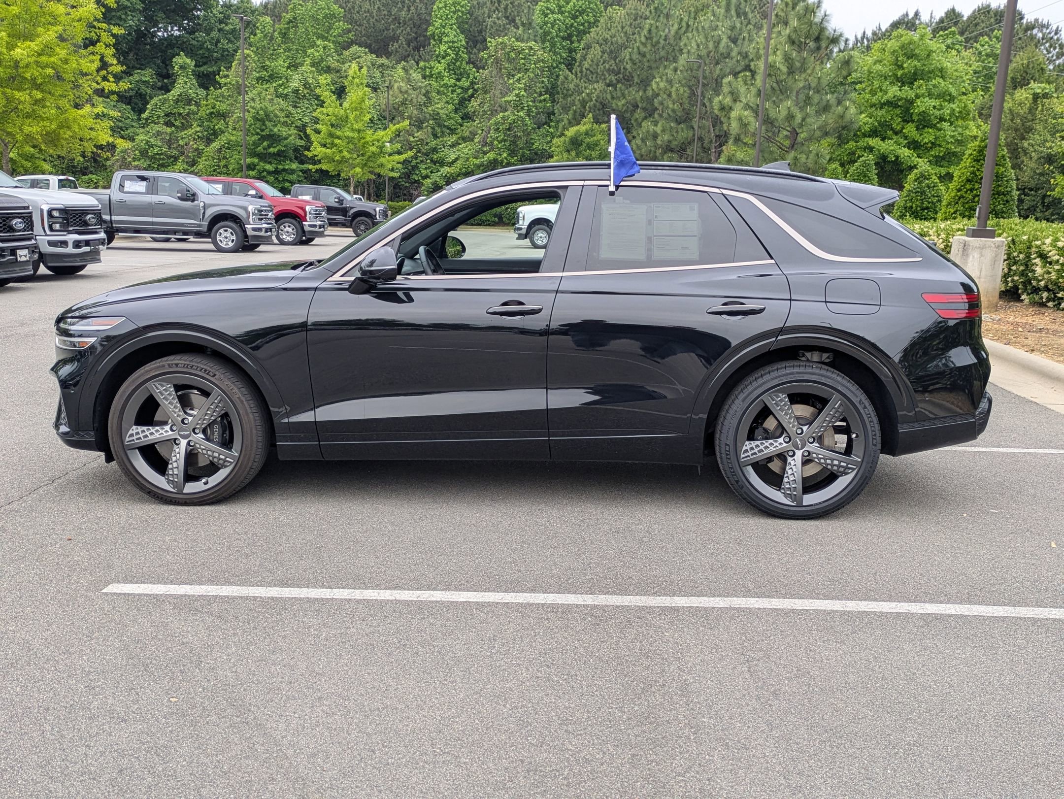 Used 2023 Genesis GV70 2.5T w/ Sport Prestige Package AWD/4WD image 7