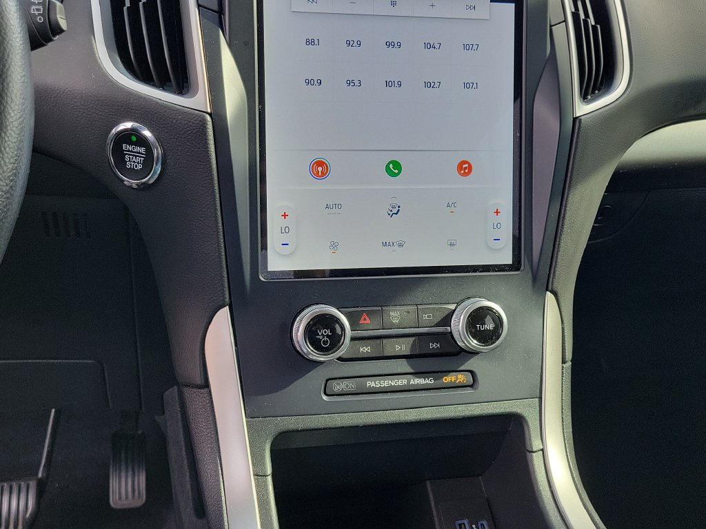 Certified 2022 Ford Edge SE w/ Black Appearance Package AWD/4WD image 29