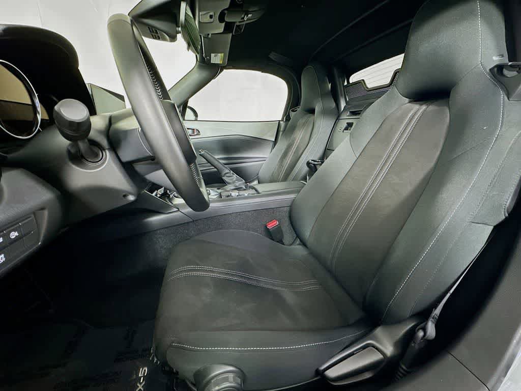 Used 2024 MAZDA MX-5 Miata Club RWD image 12