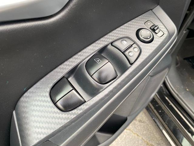 Used 2025 Nissan Sentra SV FWD image 13