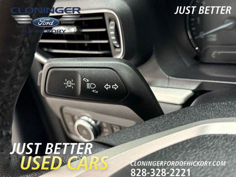 Certified 2022 Ford Explorer XLT w/ Equipment Group 202A image 21