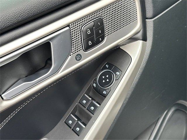 Certified 2023 Ford Explorer Limited w/ Equipment Group 301A image 25