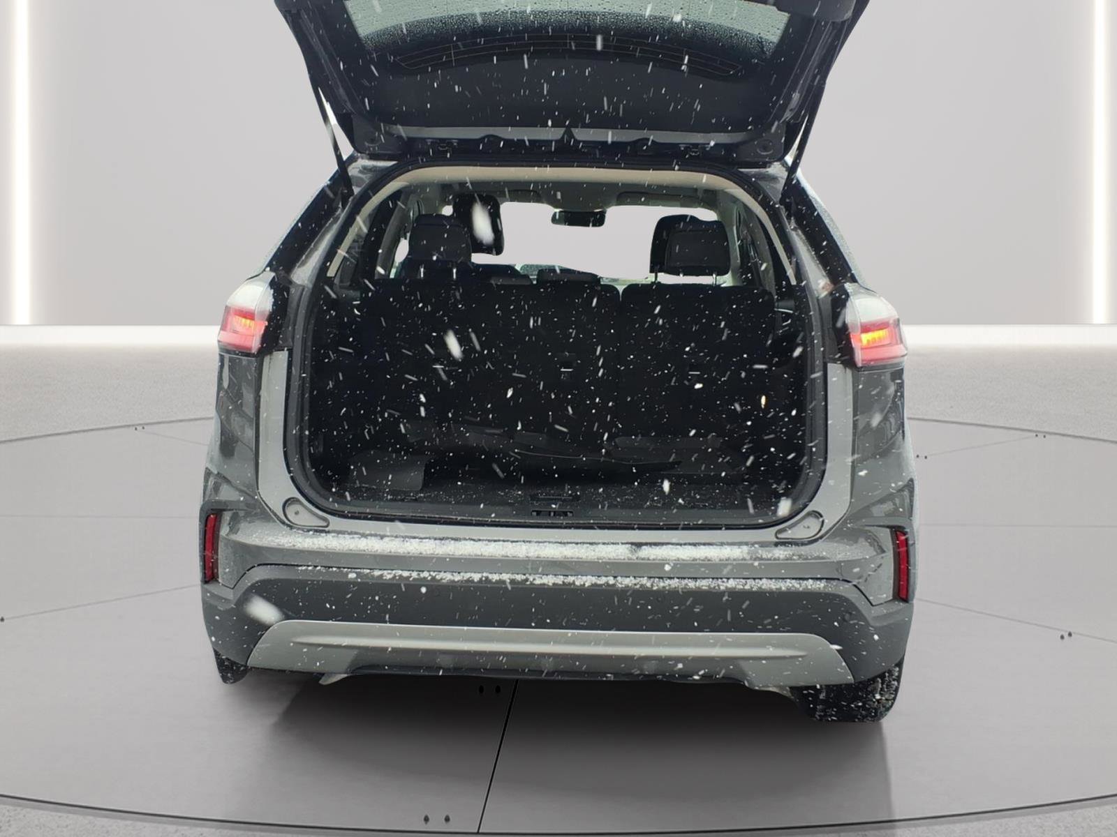 Certified 2024 Ford Edge SEL image 7