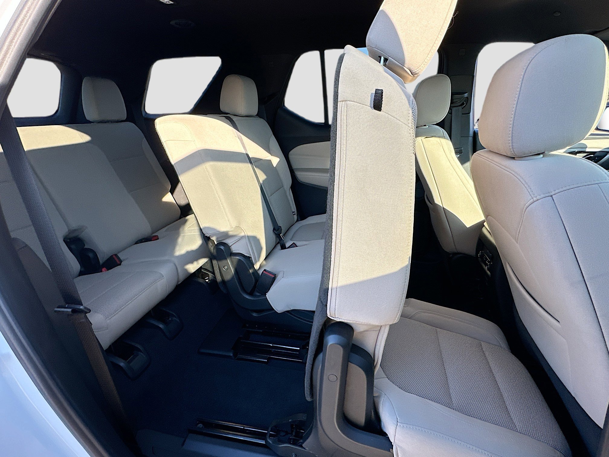 Used 2023 Chevrolet Traverse LS w/ Midnight/Sport Edition image 24