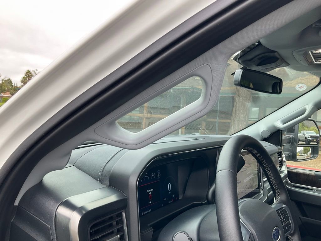 Certified 2025 Ford F350 Lariat w/ Black Appearance Package image 75