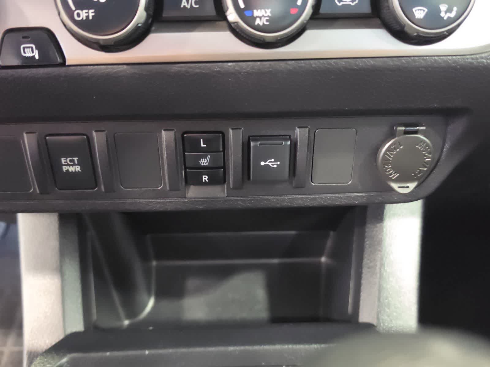 Used 2020 Toyota Tacoma 4x4 Double Cab image 20
