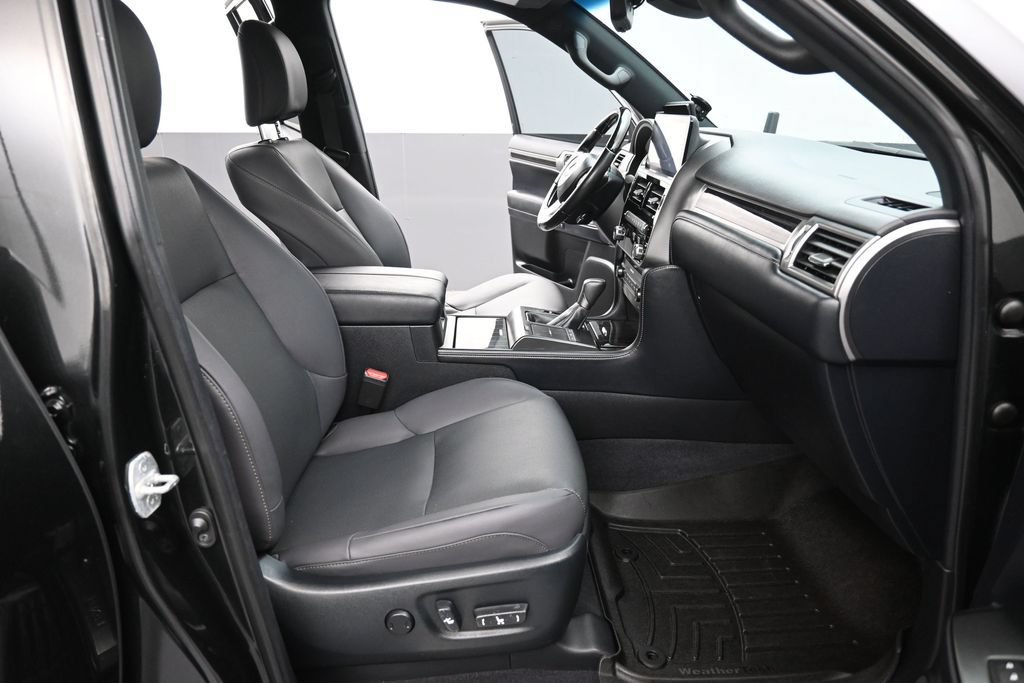 Used 2023 Lexus GX 460 Premium AWD/4WD image 16