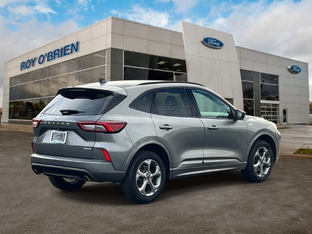 Certified 2024 Ford Escape ST-Line w/ Tech Pack #1 AWD/4WD image 5