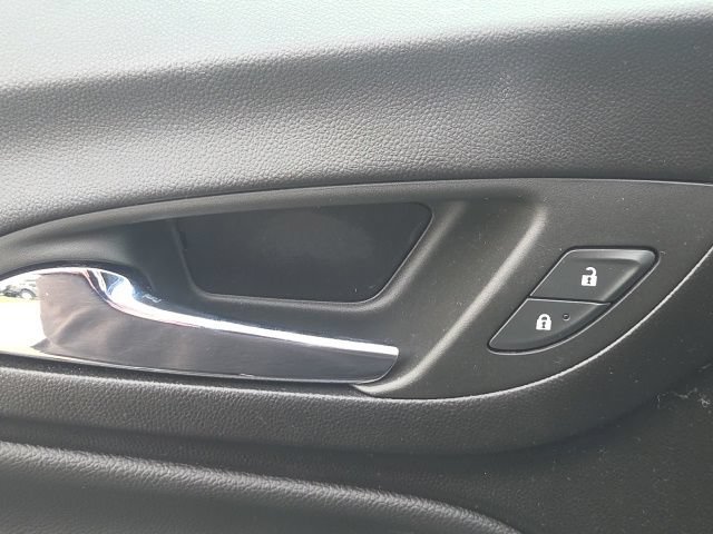 Used 2024 Chevrolet Equinox LT FWD image 22