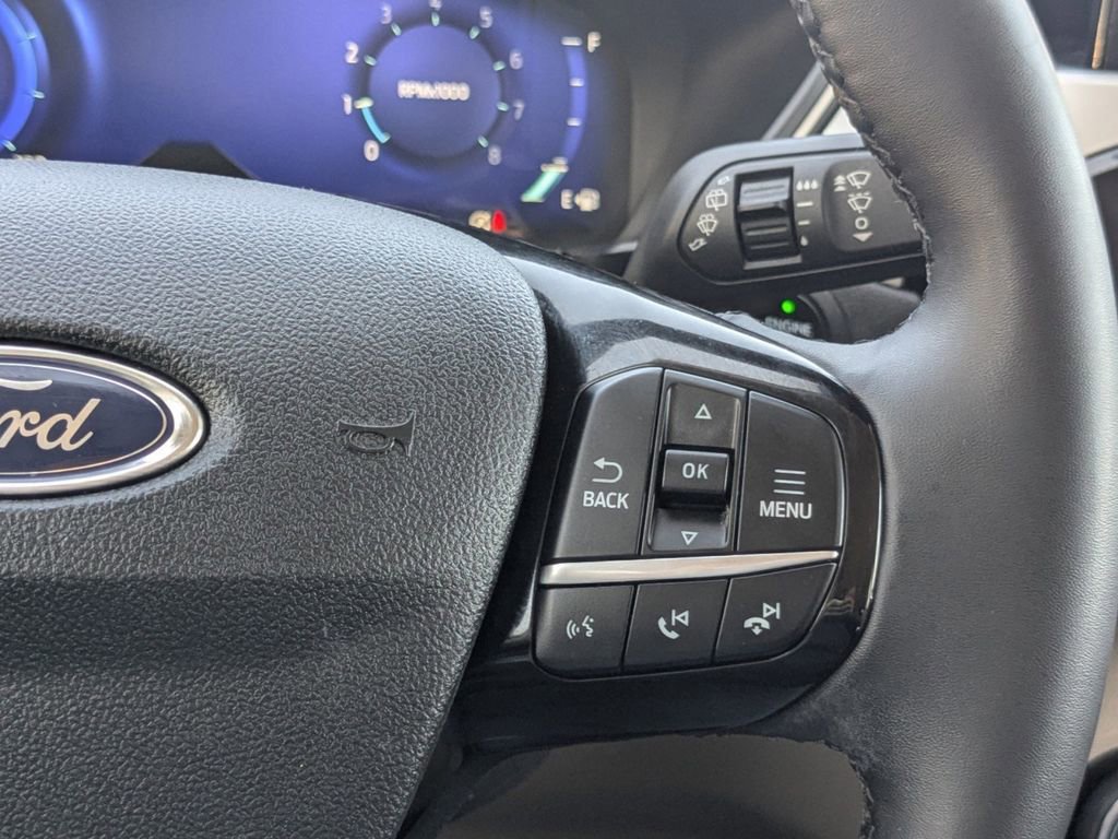 Certified 2022 Ford Escape SEL w/ Technology Package image 28