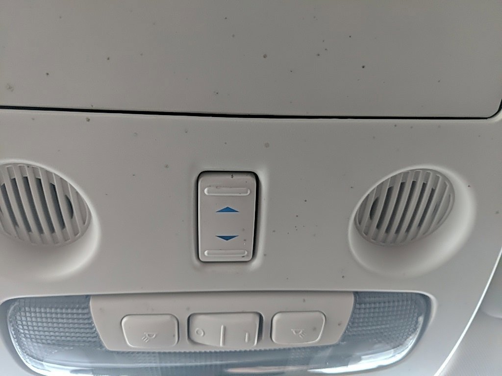 Certified 2022 Ford EcoSport SE w/ SE Convenience Package image 25