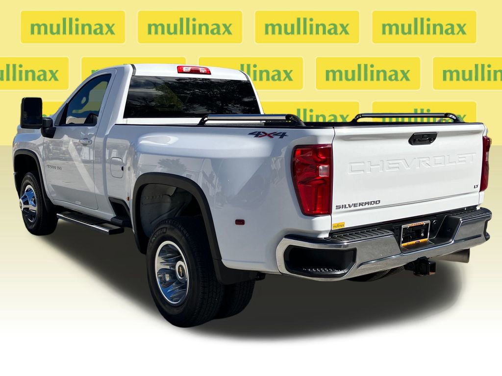 Used 2022 Chevrolet Silverado 3500 LT w/ Convenience Package image 3