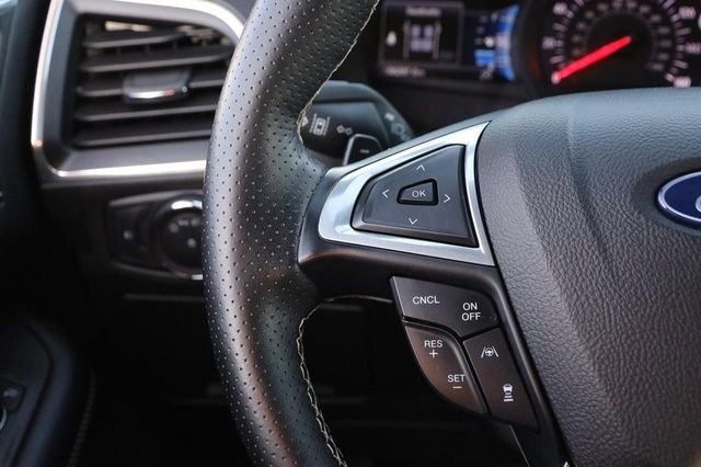 Certified 2022 Ford Edge ST image 13