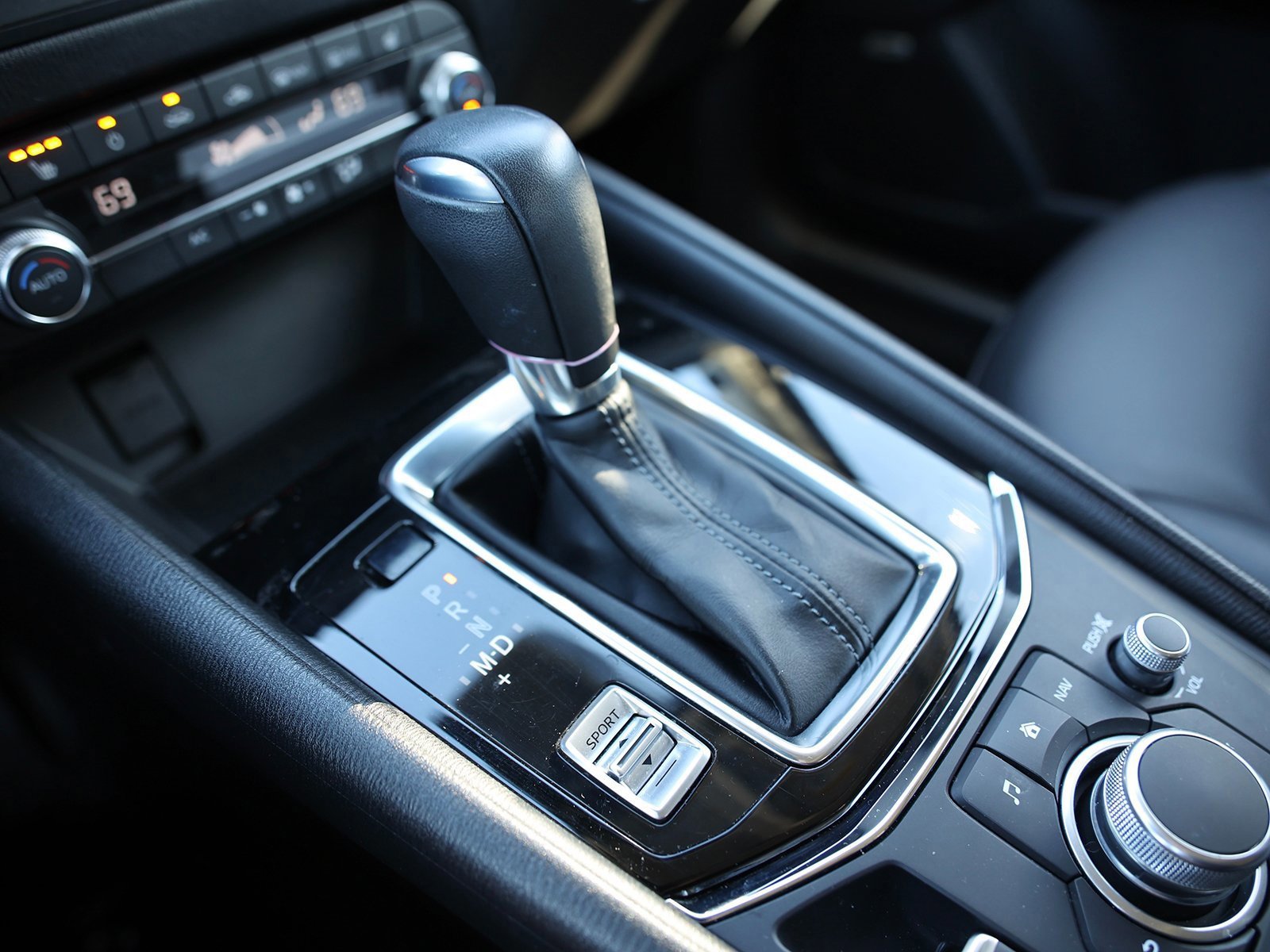 Used 2019 MAZDA CX-5 Touring image 27