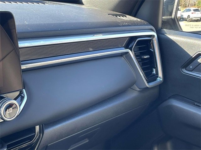 Used 2024 GMC Canyon Elevation w/ Elevation Premium Package image 30