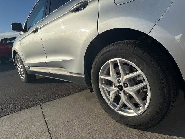 Certified 2024 Ford Edge SEL image 20