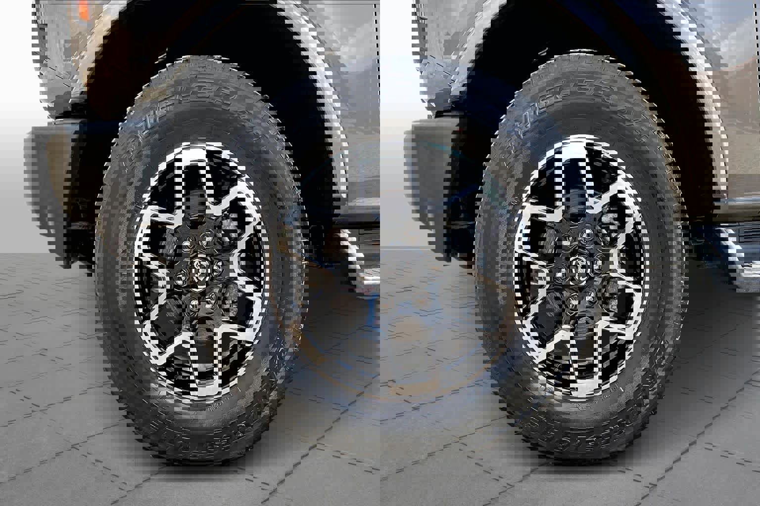 Certified 2025 Ford Bronco Outer Banks image 15