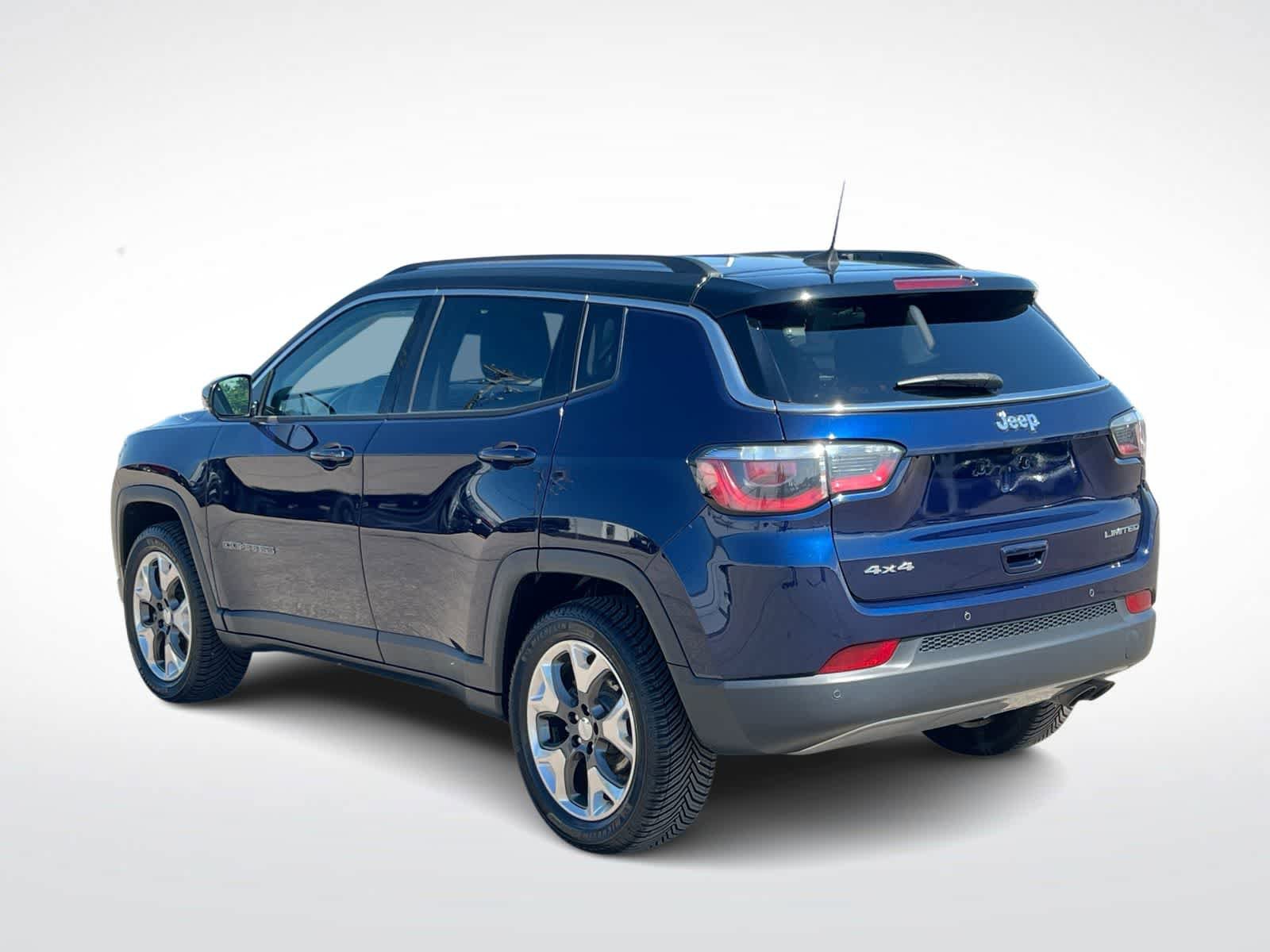 Used 2018 Jeep Compass Limited AWD/4WD image 6