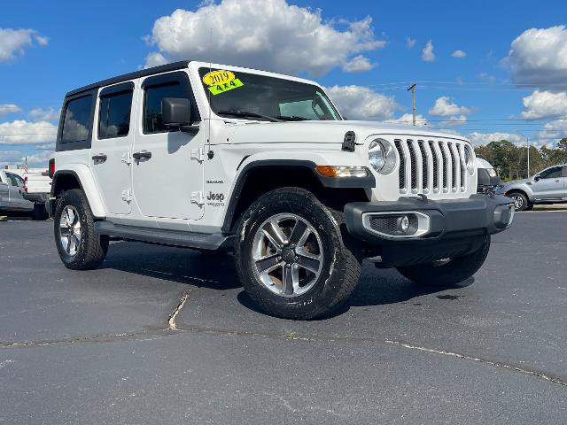 Used 2019 Jeep Wrangler Unlimited Sahara AWD/4WD image 5