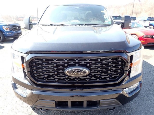 Certified 2022 Ford F150 XL w/ STX Black Appearance Package image 8
