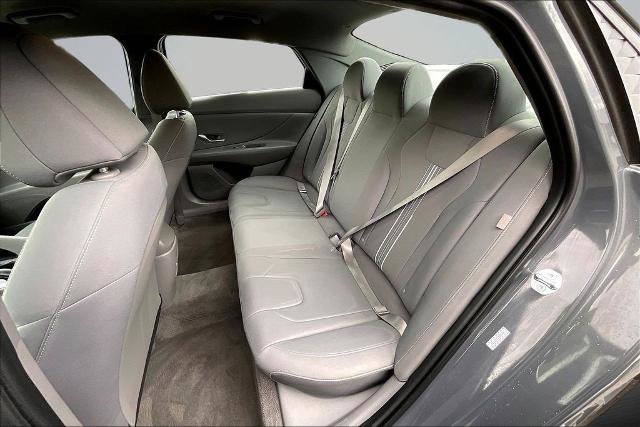 Used 2024 Hyundai Elantra SEL FWD image 25