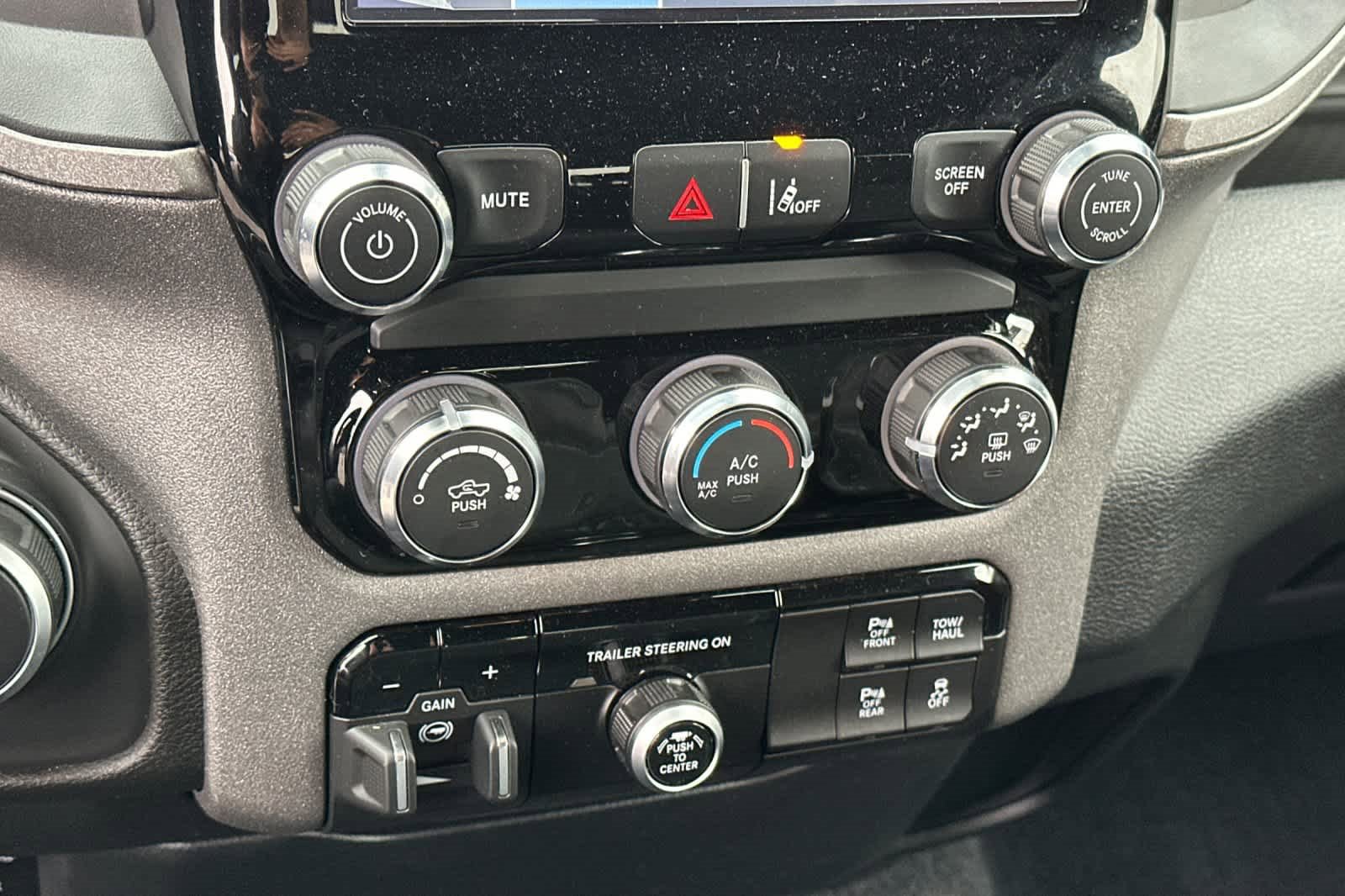 Used 2025 RAM 1500 Tradesman image 19