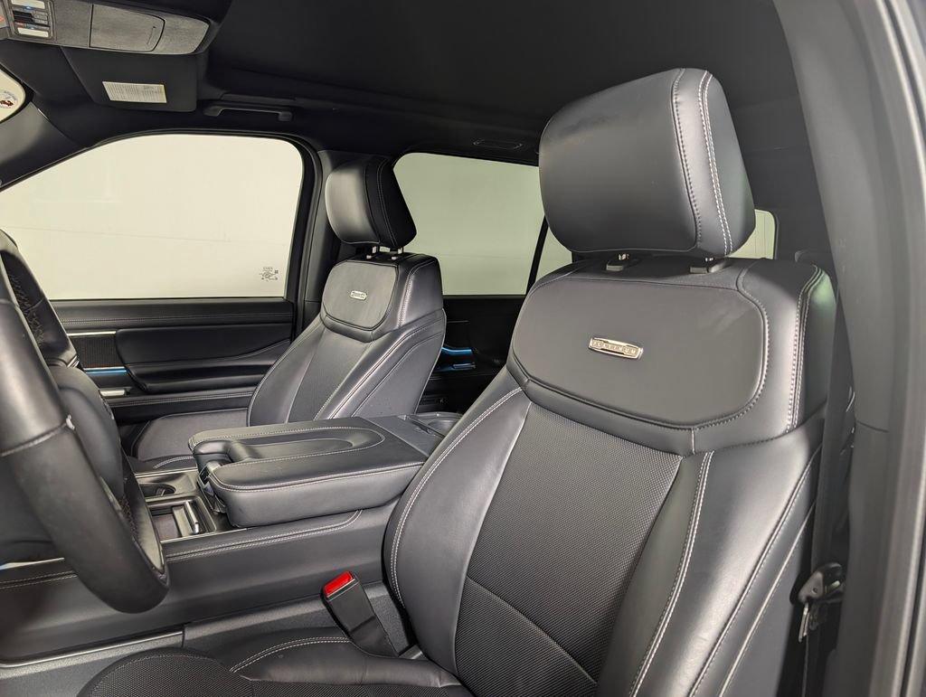 Certified 2025 Ford Expedition Platinum w/ Stealth Performance Package AWD/4WD image 25