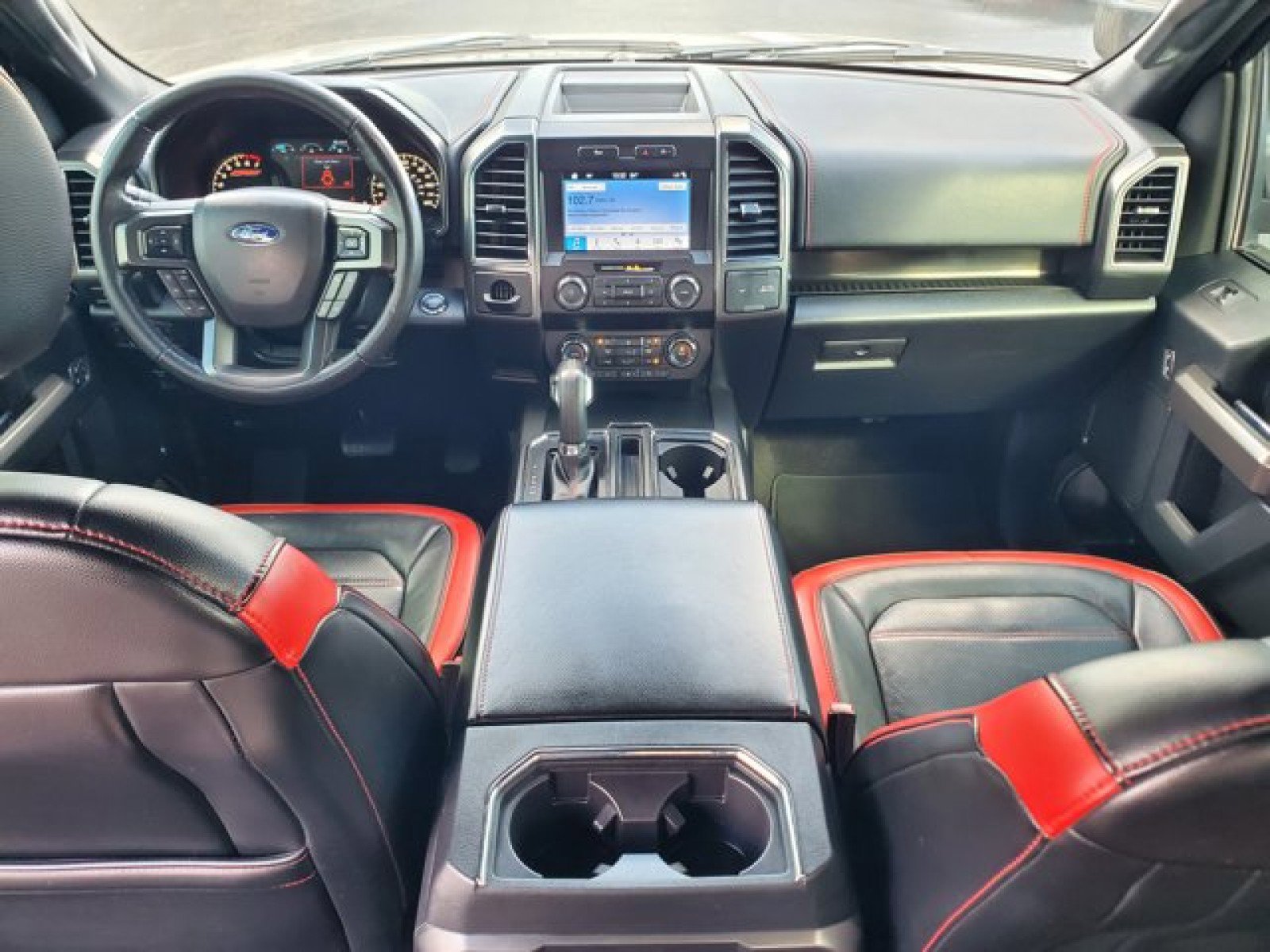 Certified 2019 Ford F150 Lariat image 27