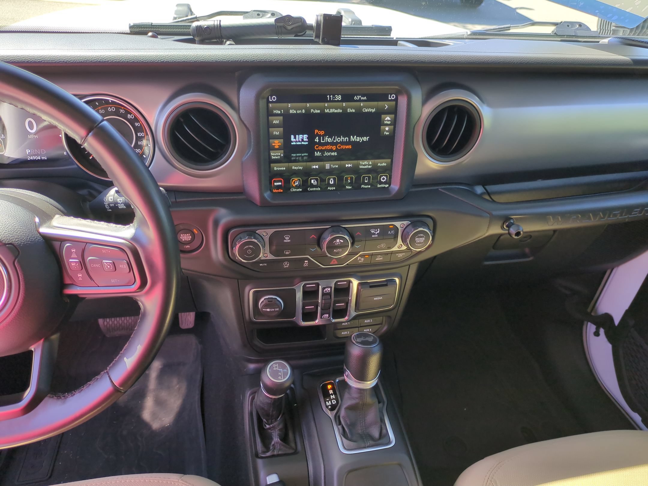 Used 2022 Jeep Wrangler Unlimited Sport w/ Xtreme Recon 35" Tire Package AWD/4WD image 23